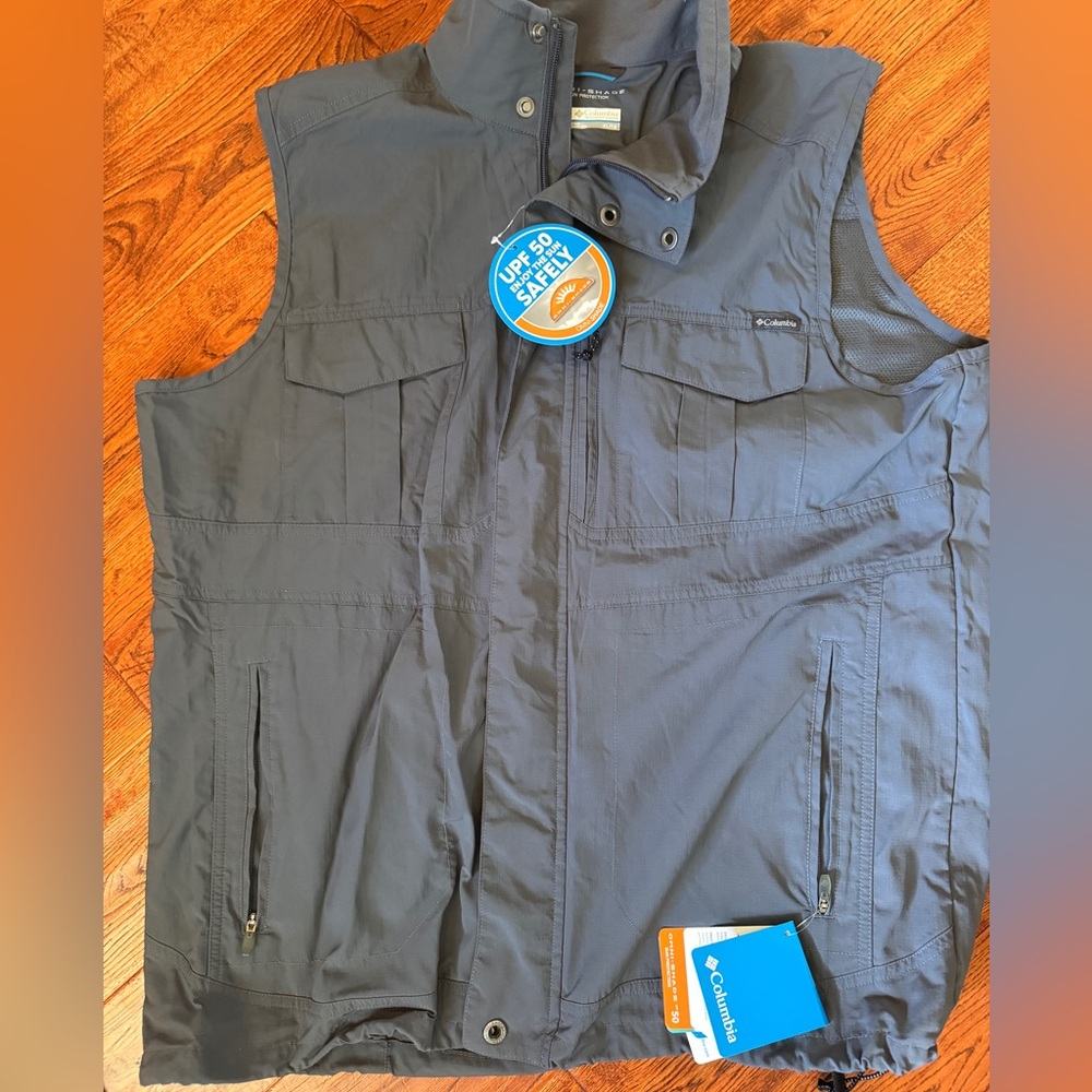 Columbia Men's Charcoal Outdoor Vest